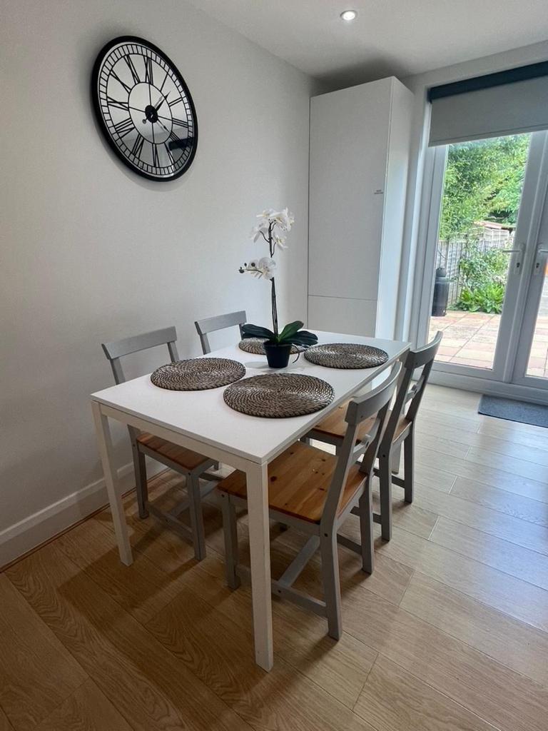 Zenobia London Luxury Apartments Финчли Экстерьер фото